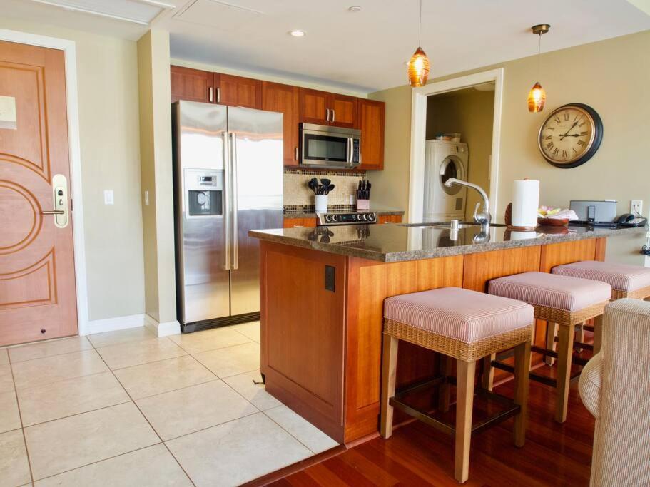 Ocean View One Bedroom At Honua Kai!! ลาไฮนา ภายนอก รูปภาพ