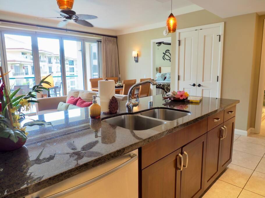 Ocean View One Bedroom At Honua Kai!! ลาไฮนา ภายนอก รูปภาพ